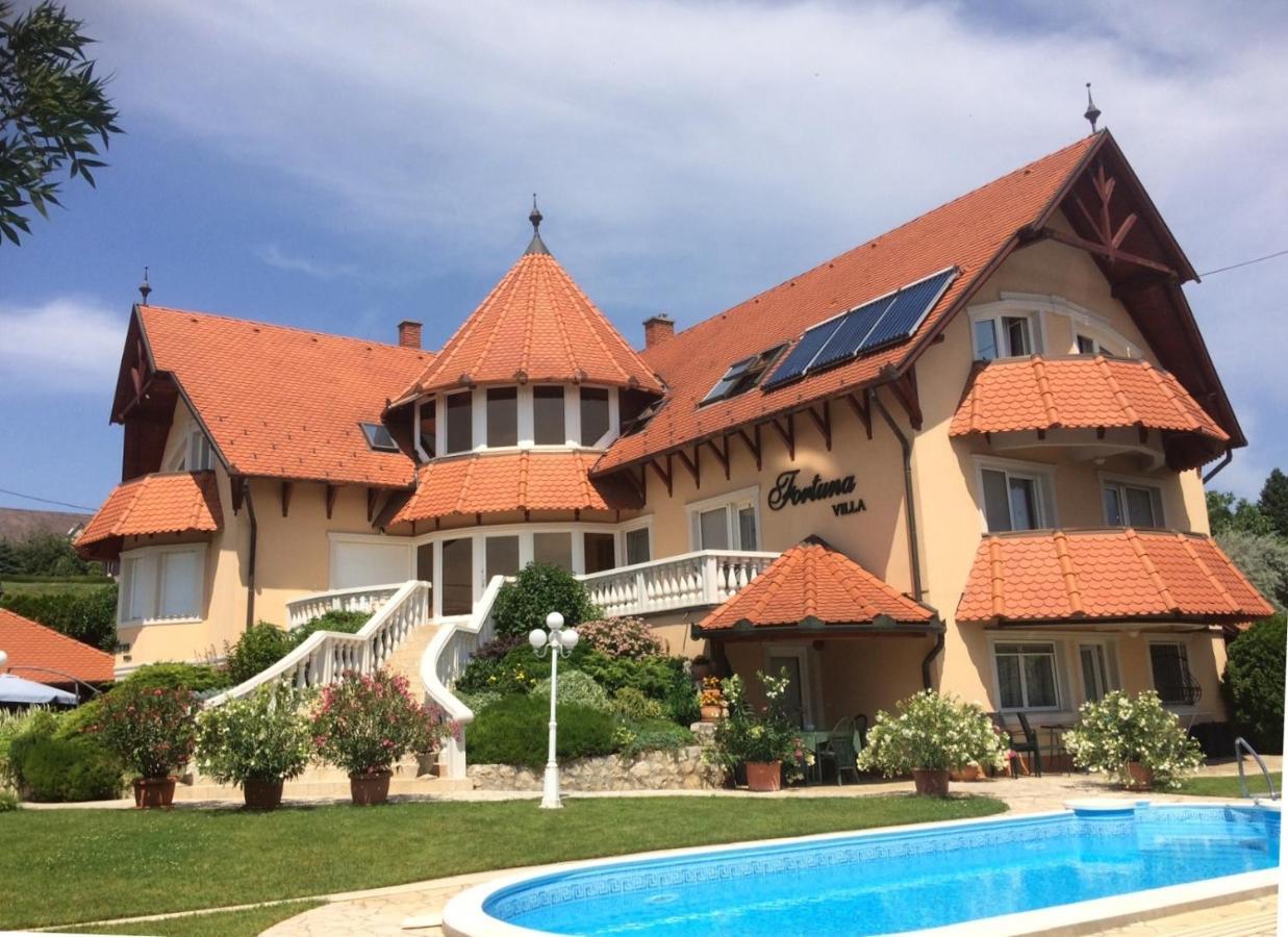Fortuna Villa Heviz Exterior photo